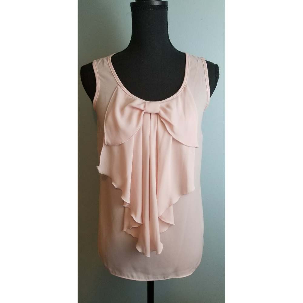 Bow Detail Tank